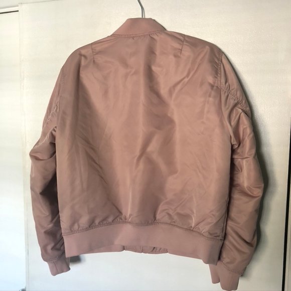 Everlane Bomber Jacket in Blush - Picture 7 of 7